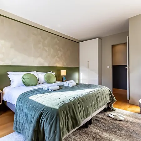 Sweett - Arc De Triomphe *