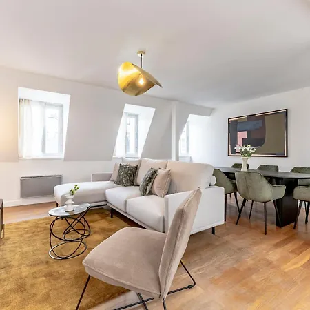 Sweett - Arc De Triomphe